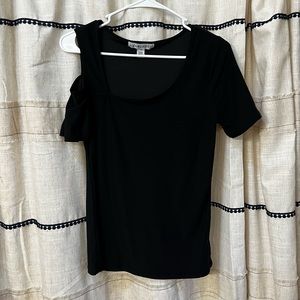 Open shoulder black shirt